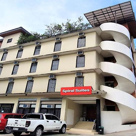 Spiral Suites Hotel เกซอนซิตี้ ภายนอก รูปภาพ