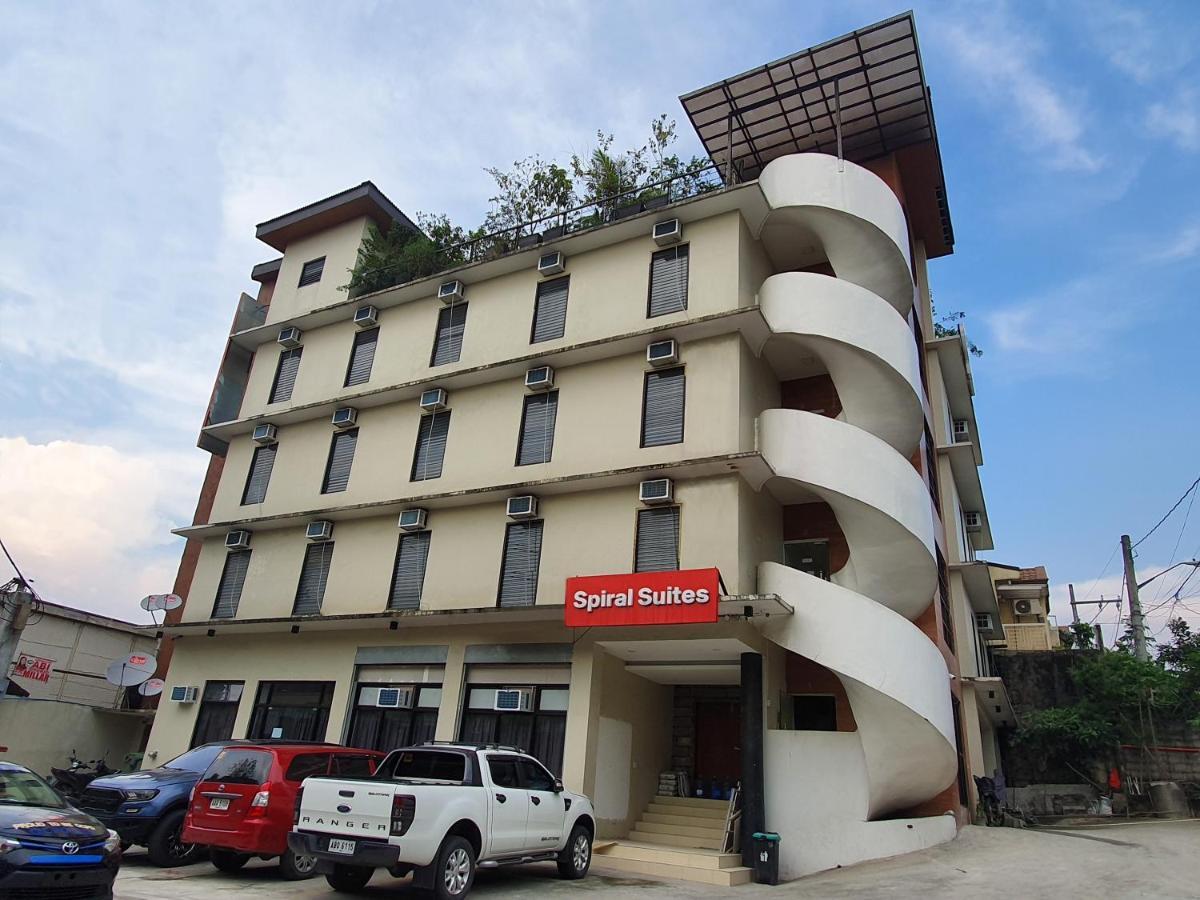 Spiral Suites Hotel เกซอนซิตี้ ภายนอก รูปภาพ