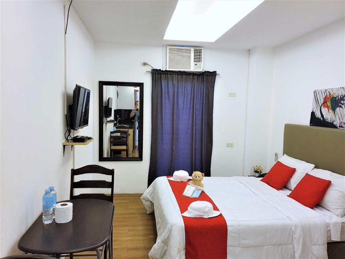 Spiral Suites Hotel เกซอนซิตี้ ภายนอก รูปภาพ