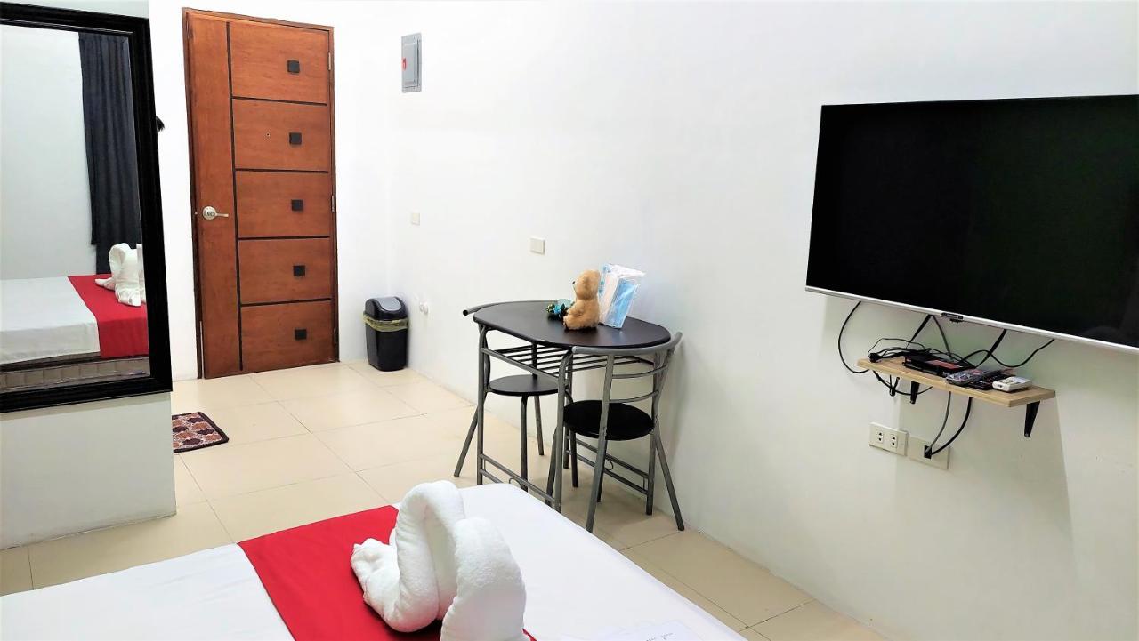 Spiral Suites Hotel เกซอนซิตี้ ภายนอก รูปภาพ