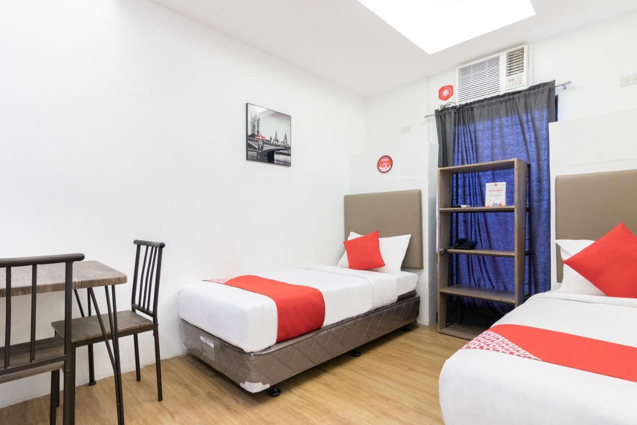 Spiral Suites Hotel เกซอนซิตี้ ภายนอก รูปภาพ